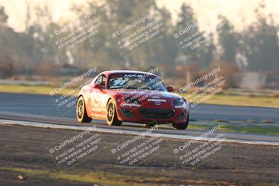 media/Jan-13-2024-CalClub SCCA (Sat) [[179f4822a7]]/Group 7/Sunset (Race)/